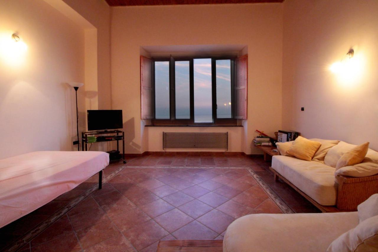 Loft Panoramico Al Centro Storico Lägenhet Salerno Exteriör bild
